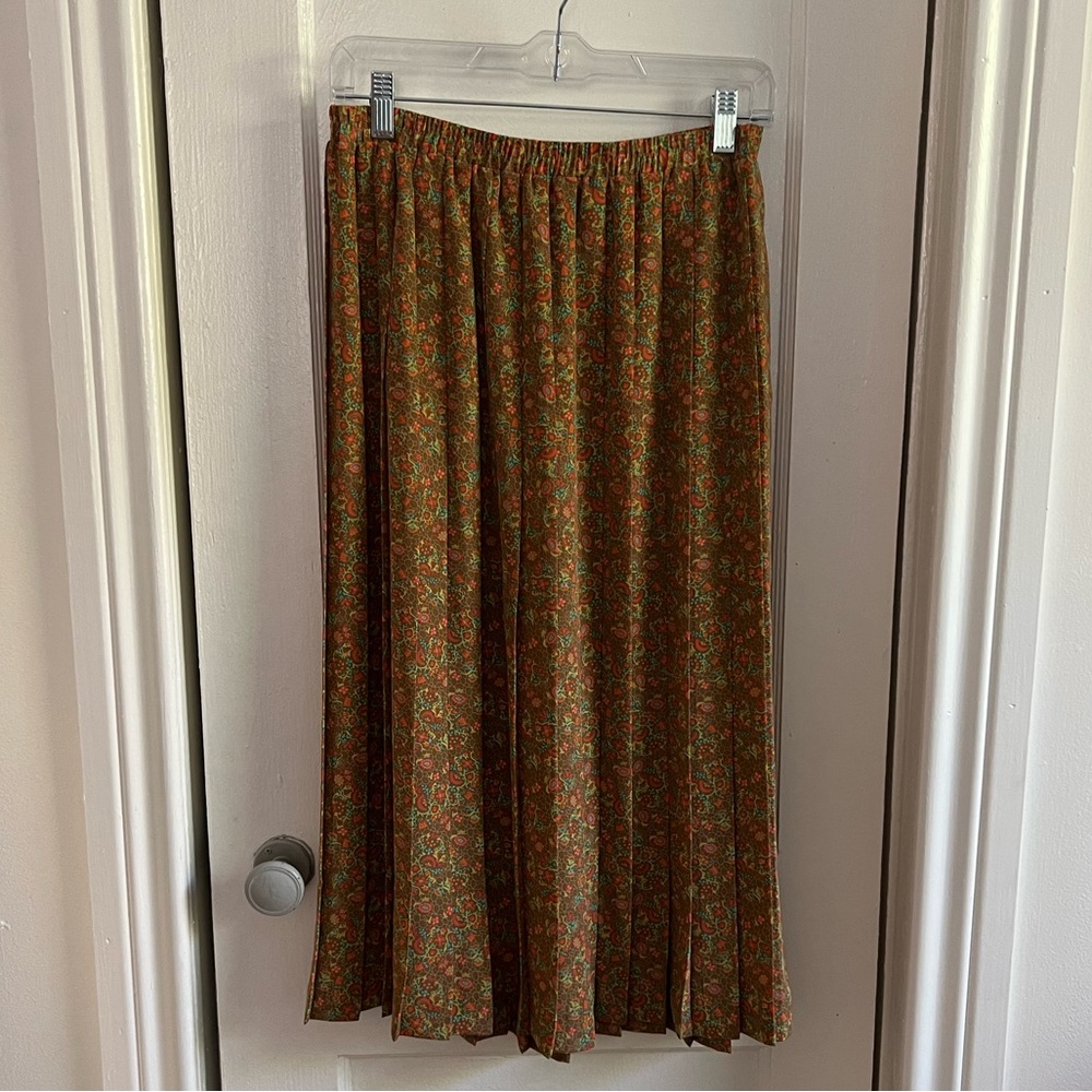 Paisley pleated midi skirt